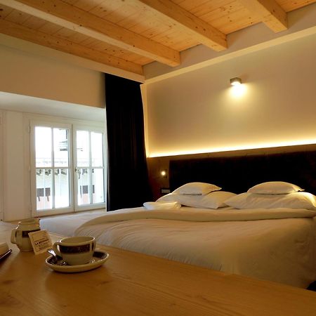 מאדסימו Hotel La Meridiana מראה חיצוני תמונה