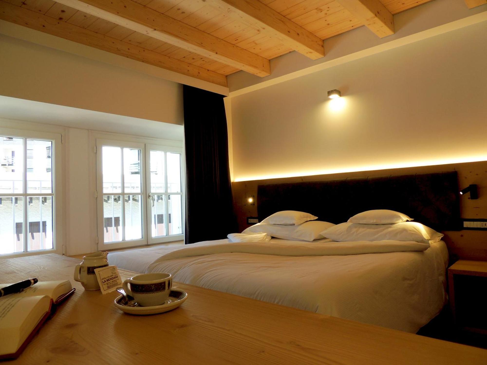 מאדסימו Hotel La Meridiana מראה חיצוני תמונה