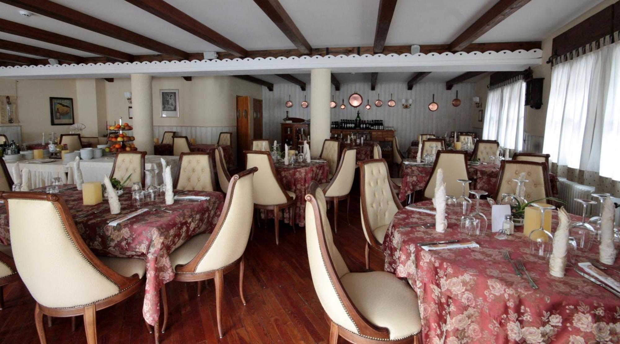 מאדסימו Hotel La Meridiana מראה חיצוני תמונה