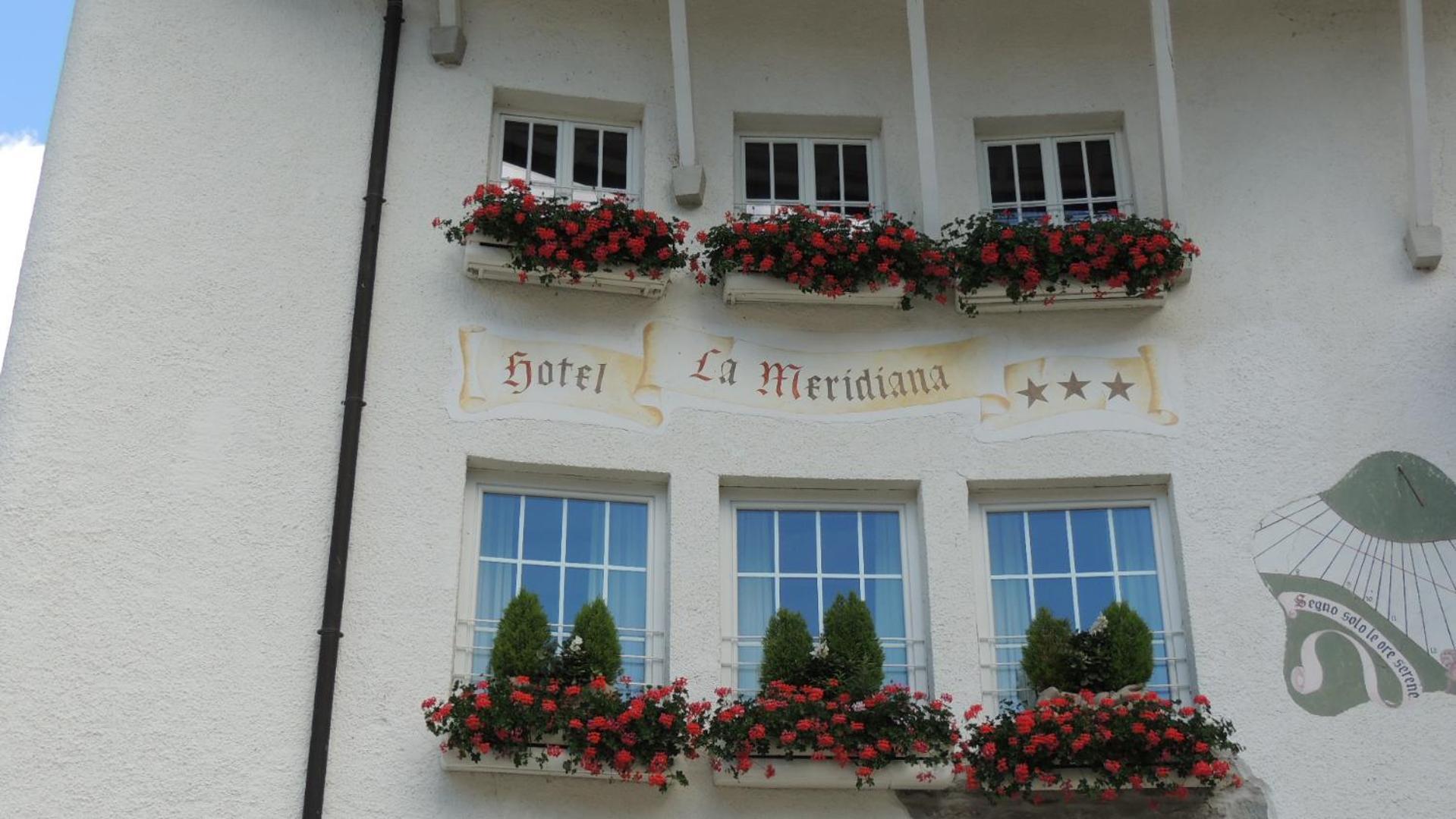 מאדסימו Hotel La Meridiana מראה חיצוני תמונה