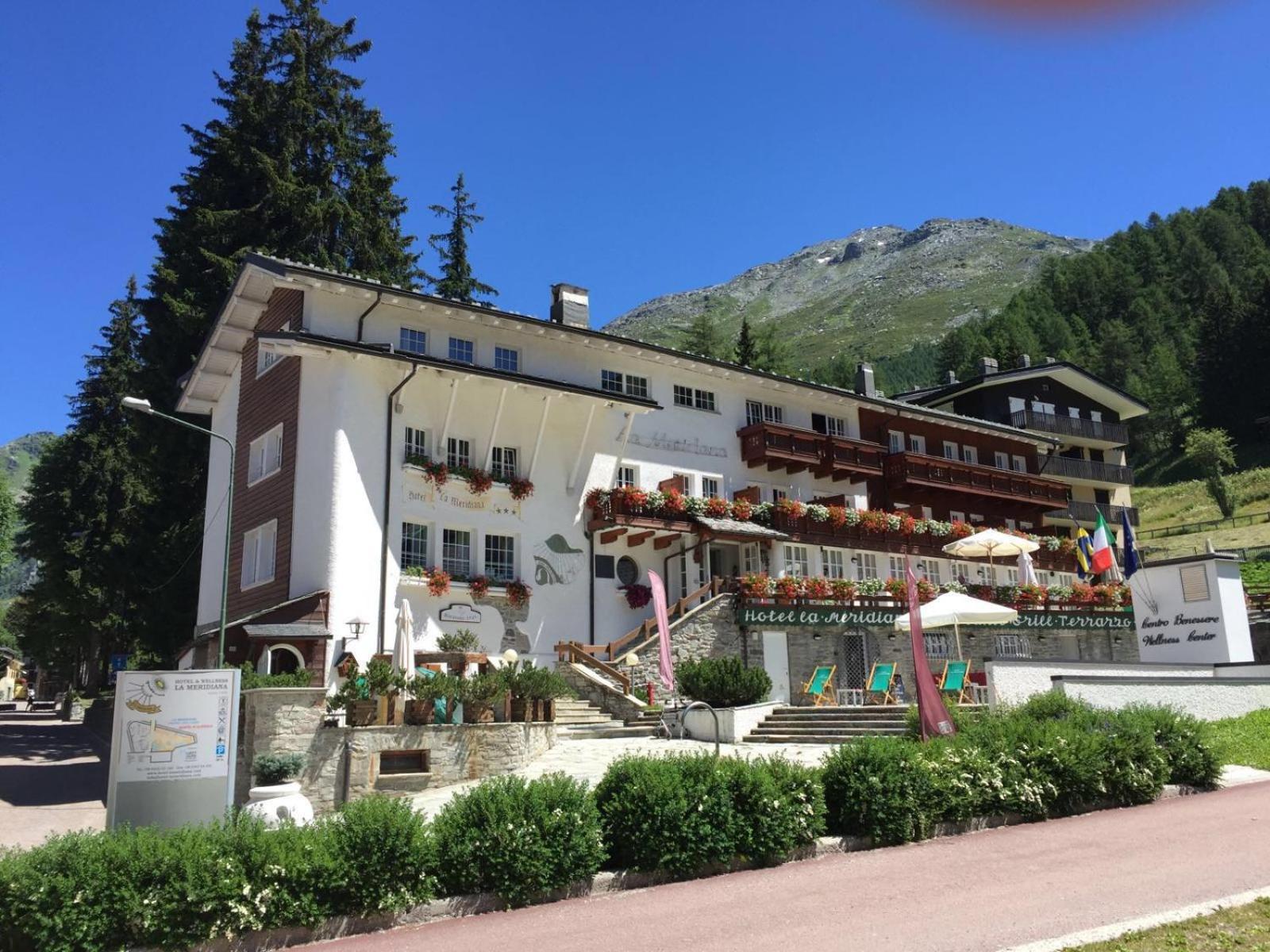 מאדסימו Hotel La Meridiana מראה חיצוני תמונה